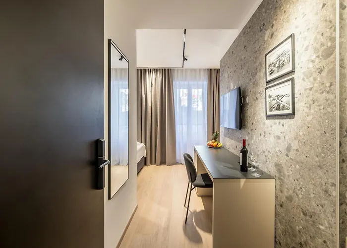 Riviera Premier Apartment