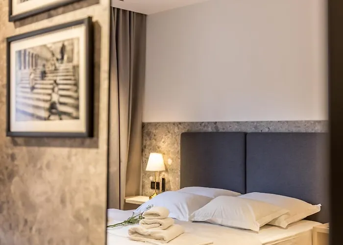 Riviera Premier Split