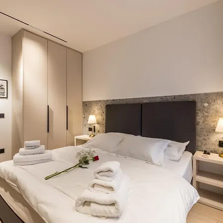 Apartament Riviera Premier *